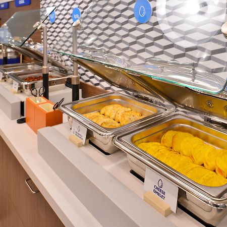 Holiday Inn Express Boston-Milford By Ihg Ngoại thất bức ảnh