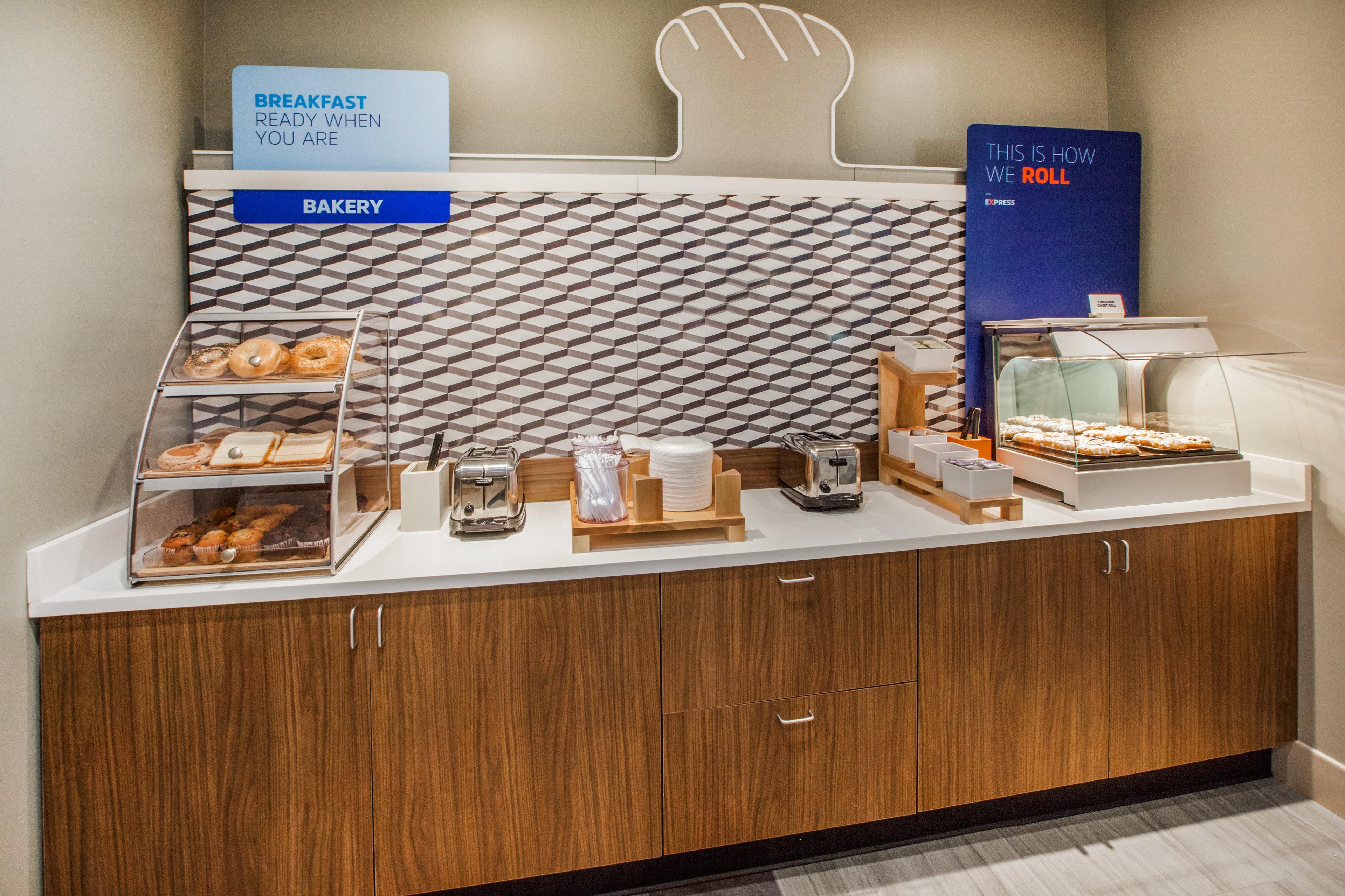 Holiday Inn Express Boston-Milford By Ihg Ngoại thất bức ảnh