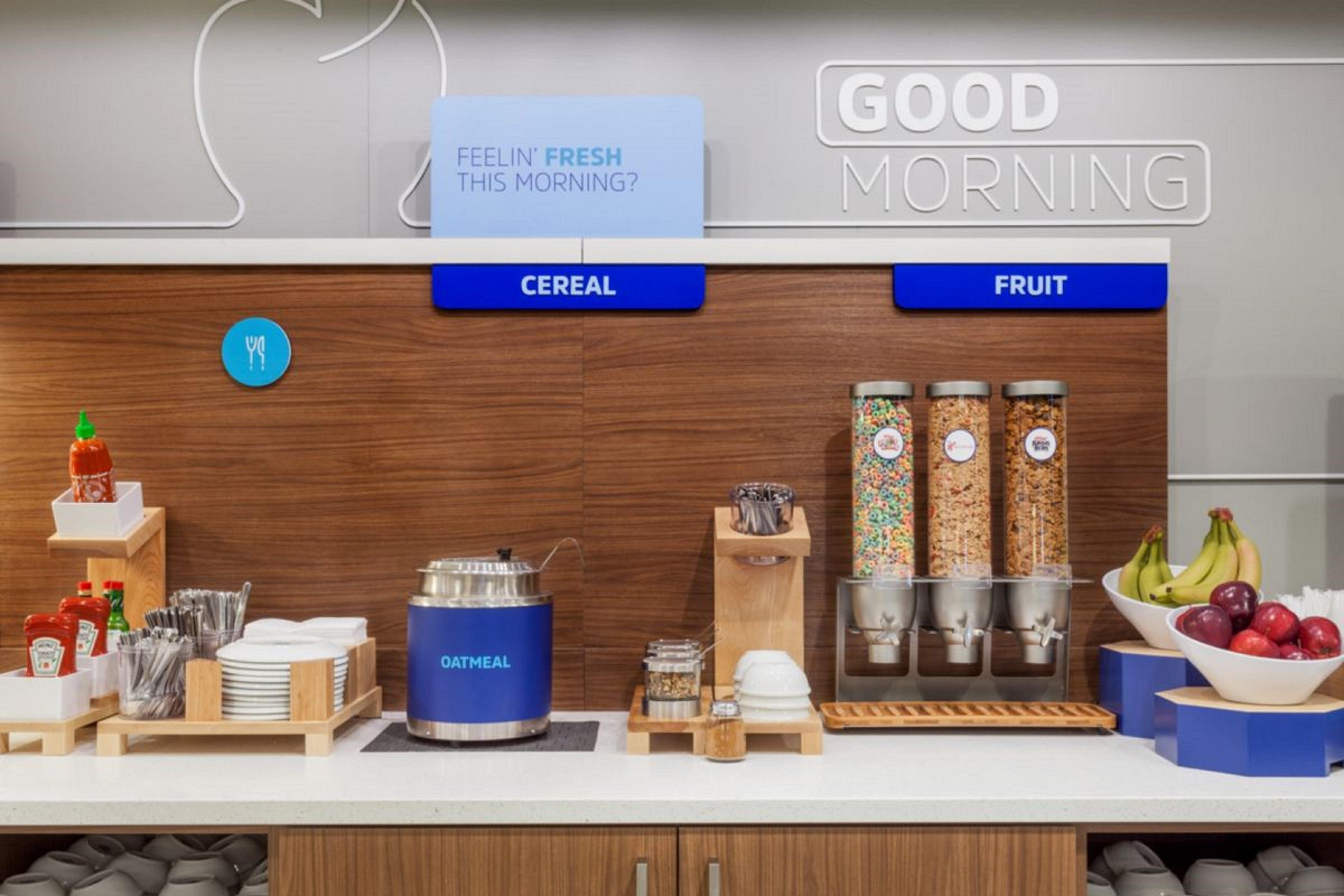 Holiday Inn Express Boston-Milford By Ihg Ngoại thất bức ảnh
