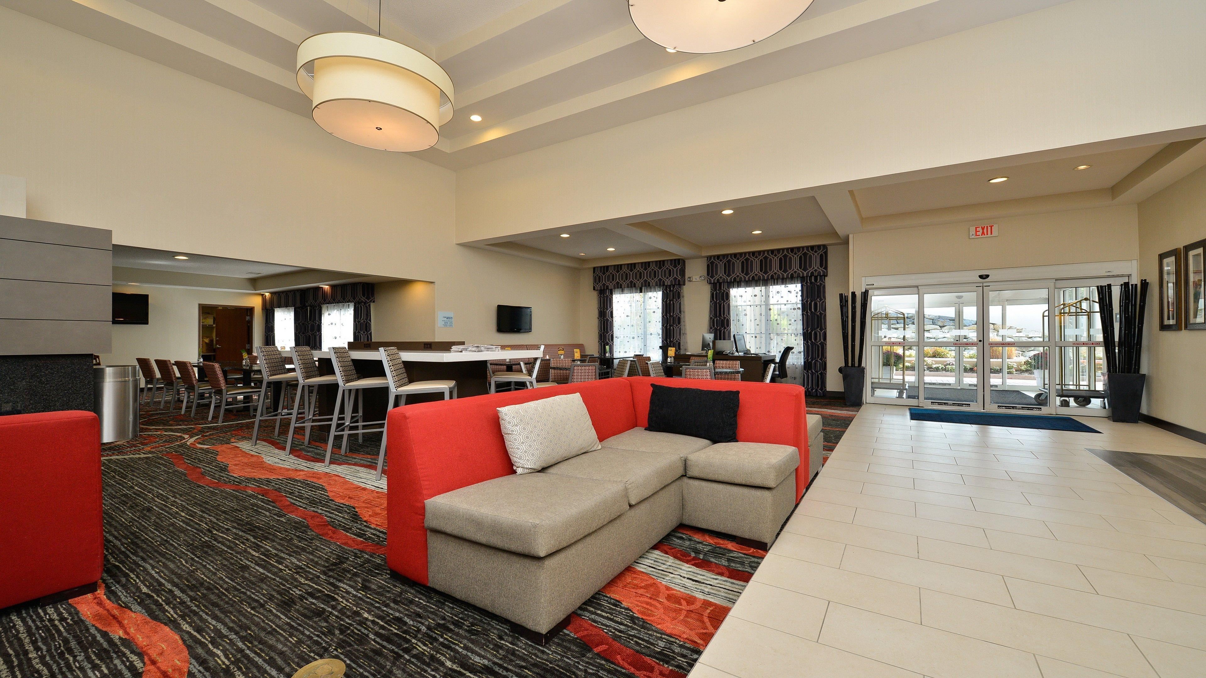 Holiday Inn Express Boston-Milford By Ihg Ngoại thất bức ảnh