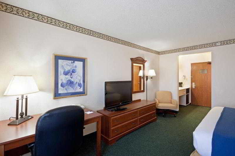 Holiday Inn Express Boston-Milford By Ihg Phòng bức ảnh