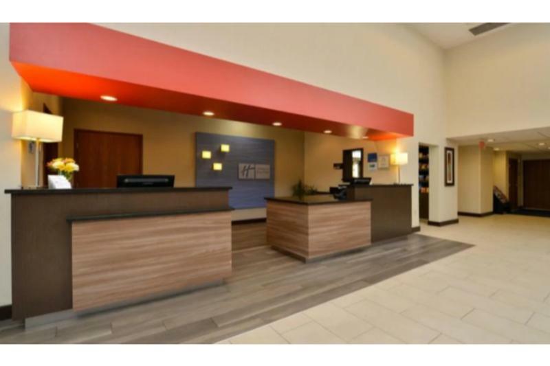 Holiday Inn Express Boston-Milford By Ihg Ngoại thất bức ảnh